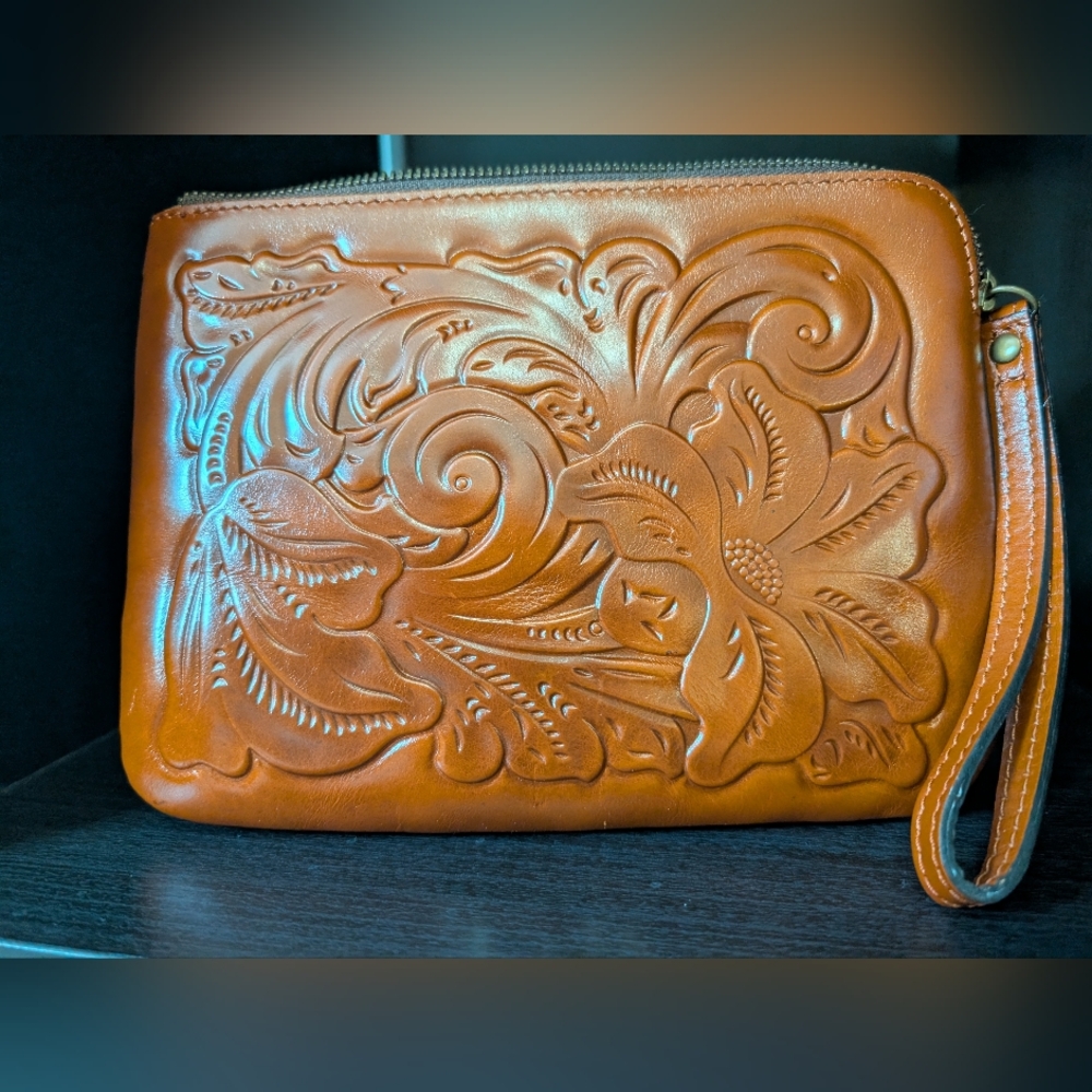 Patricia Nash Cassini Wristlet